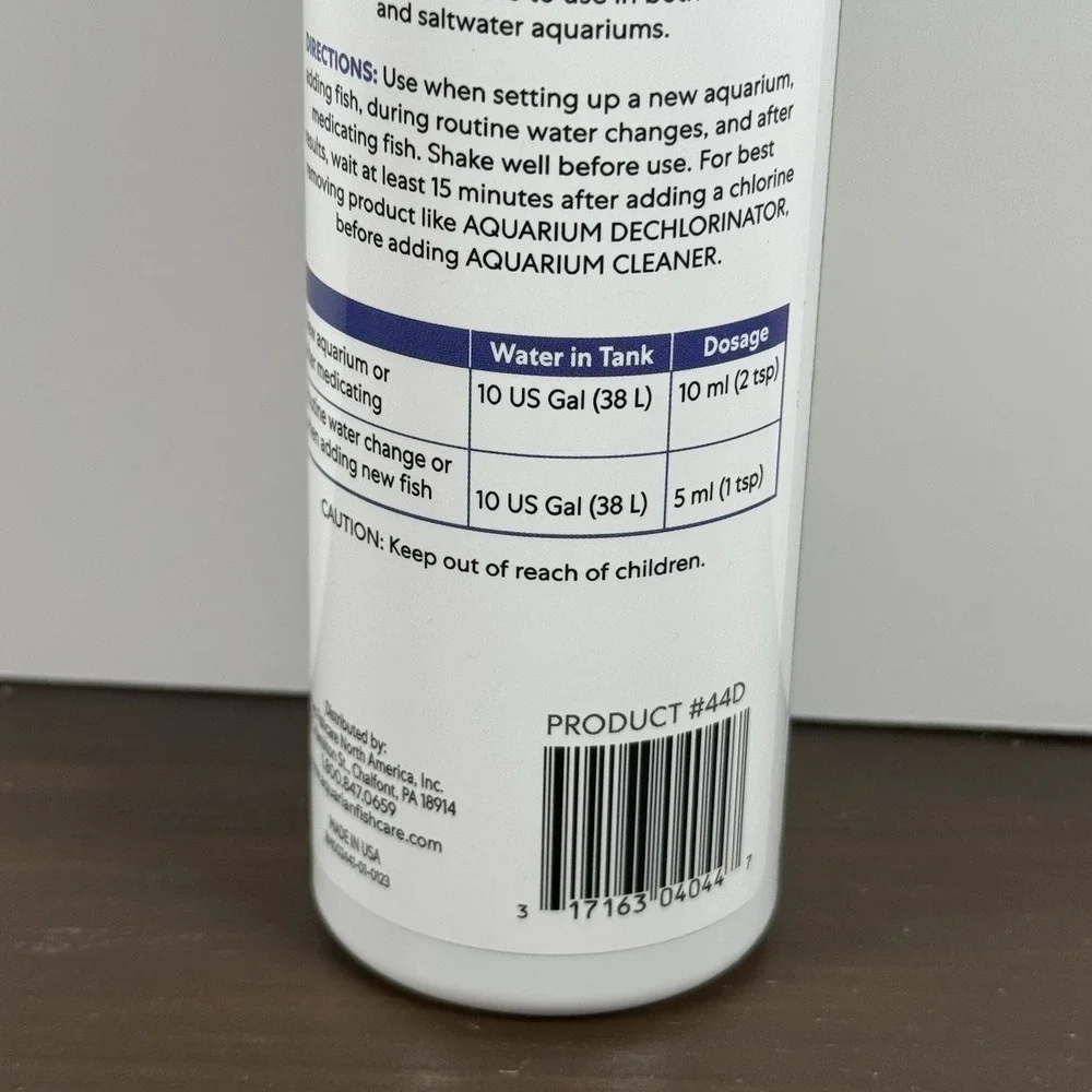 Aquarian Aquarium Cleaner Conditioner Liquid 8 oz Fresh Salt Water Treatment New